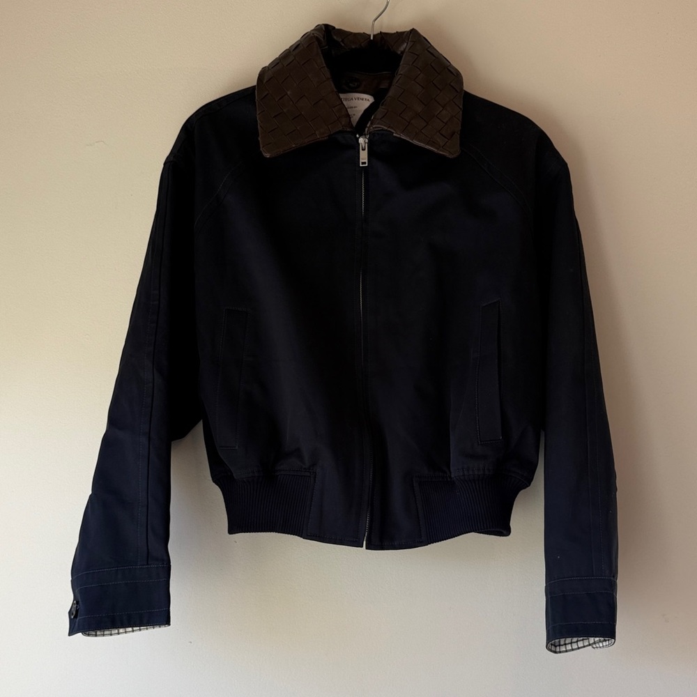 Bottega Veneta Navy Cropped jacket with Leather Collar